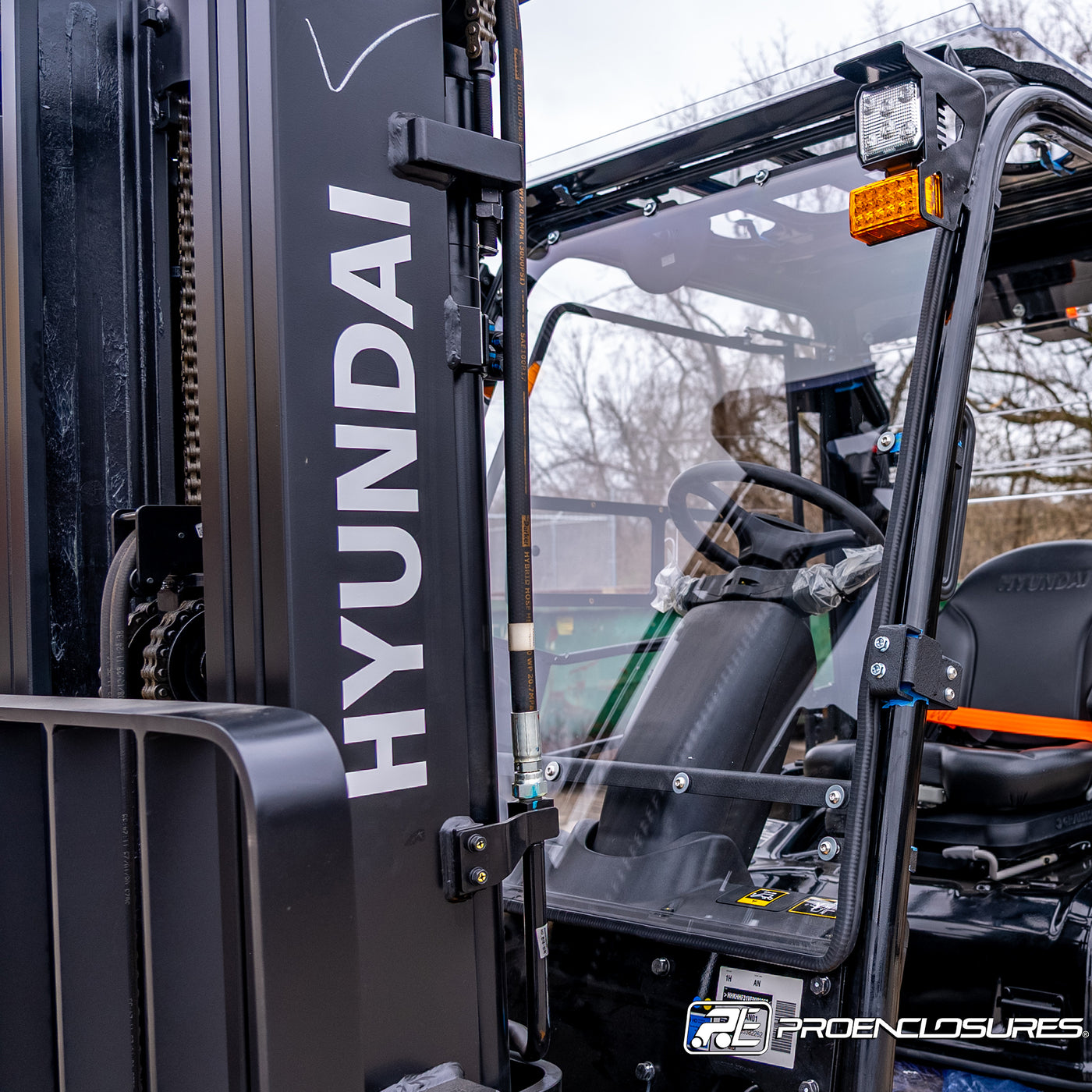 Hyundai Forklift Windshield